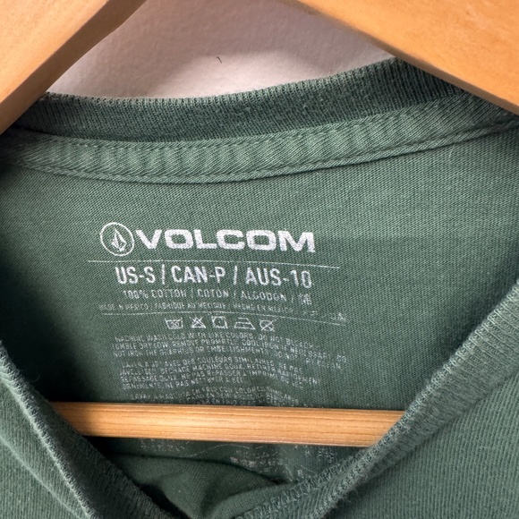 Volcom Skate Shirt - Youth Small - Picture 3 of 3